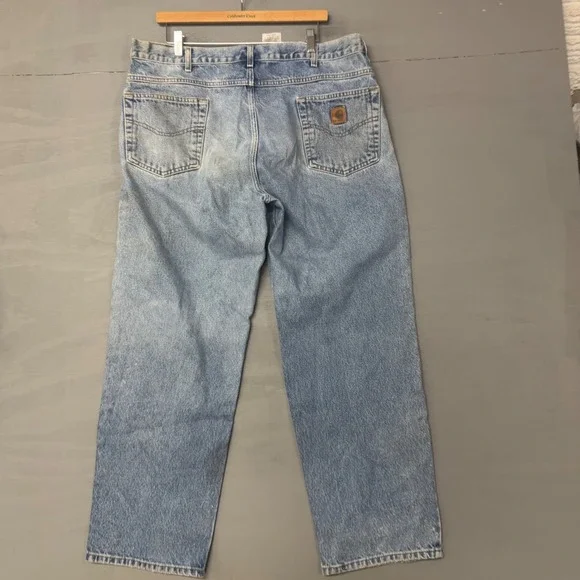 Carhartt Mens B160 DST Relaxed Fit Light Wash Blue Denim Work Jeans 40x30 - Picture 2 of 5